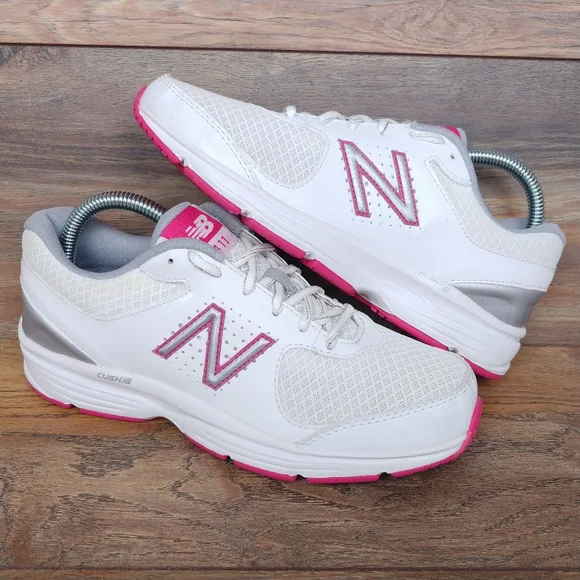411v2 Womens New Balance 411v2 Walking Shoes New Balance 411v2